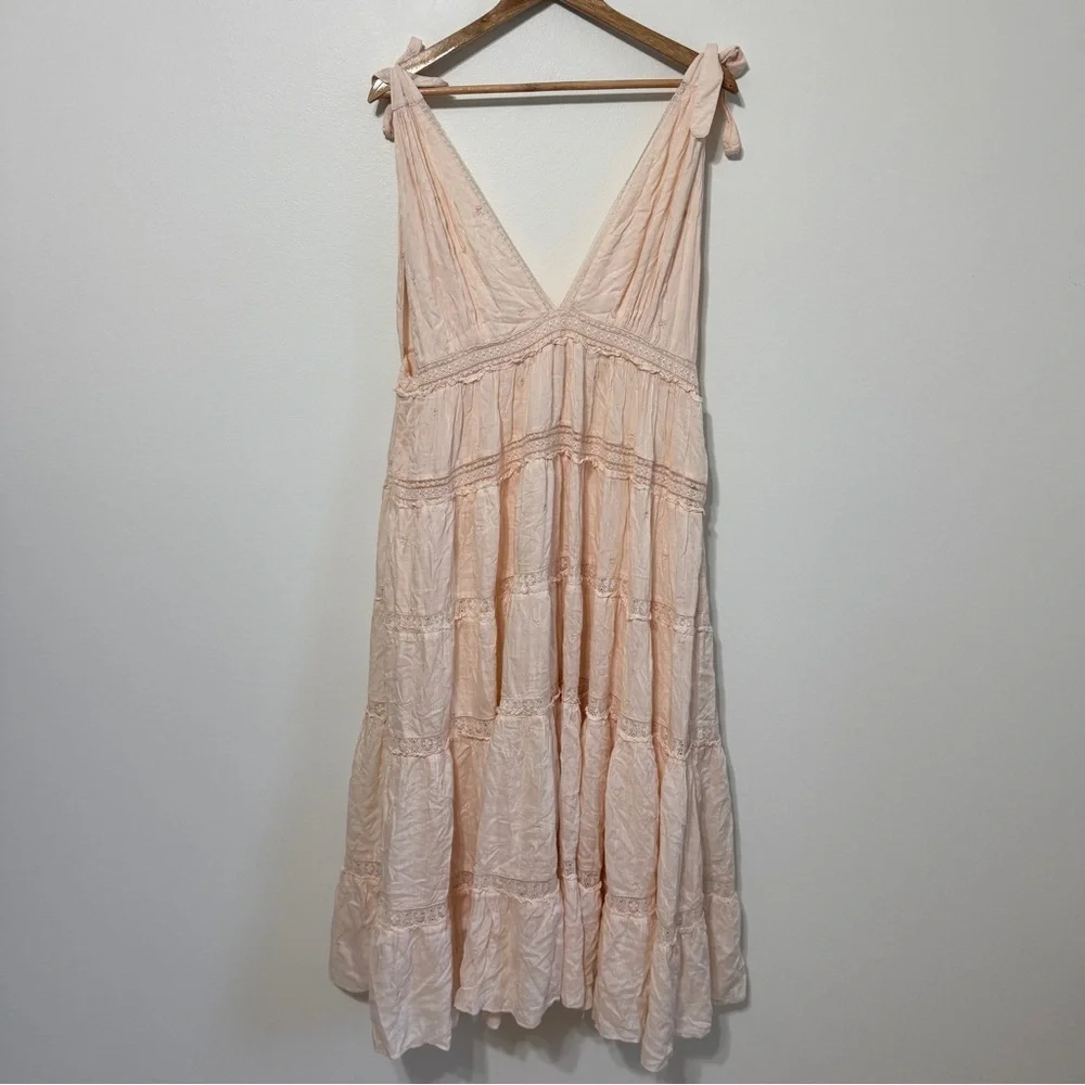 FREE PEOPLE Lily Of The Valley MIDI Dress Size Small Tiered in Peach Pink